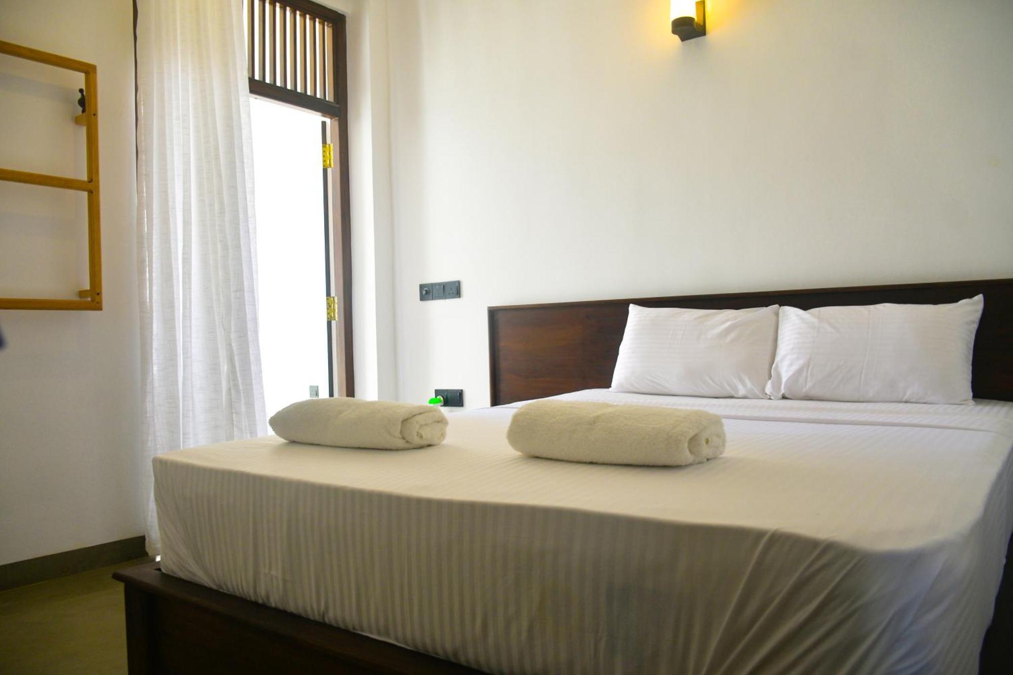 Thaproo Bay Hiriketiya Bed and Breakfast Zuid-Dikwella Buitenkant foto